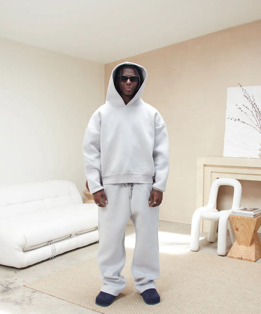 Trainingsanzug (Sweatshirt + Hose)